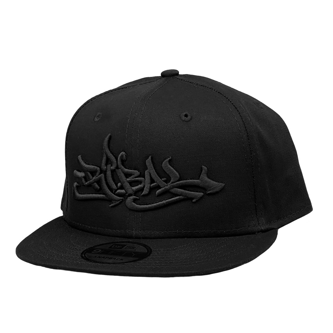 BLACK ON BLACK CLASSIC - New Era® Flat Bill Snapback Cap