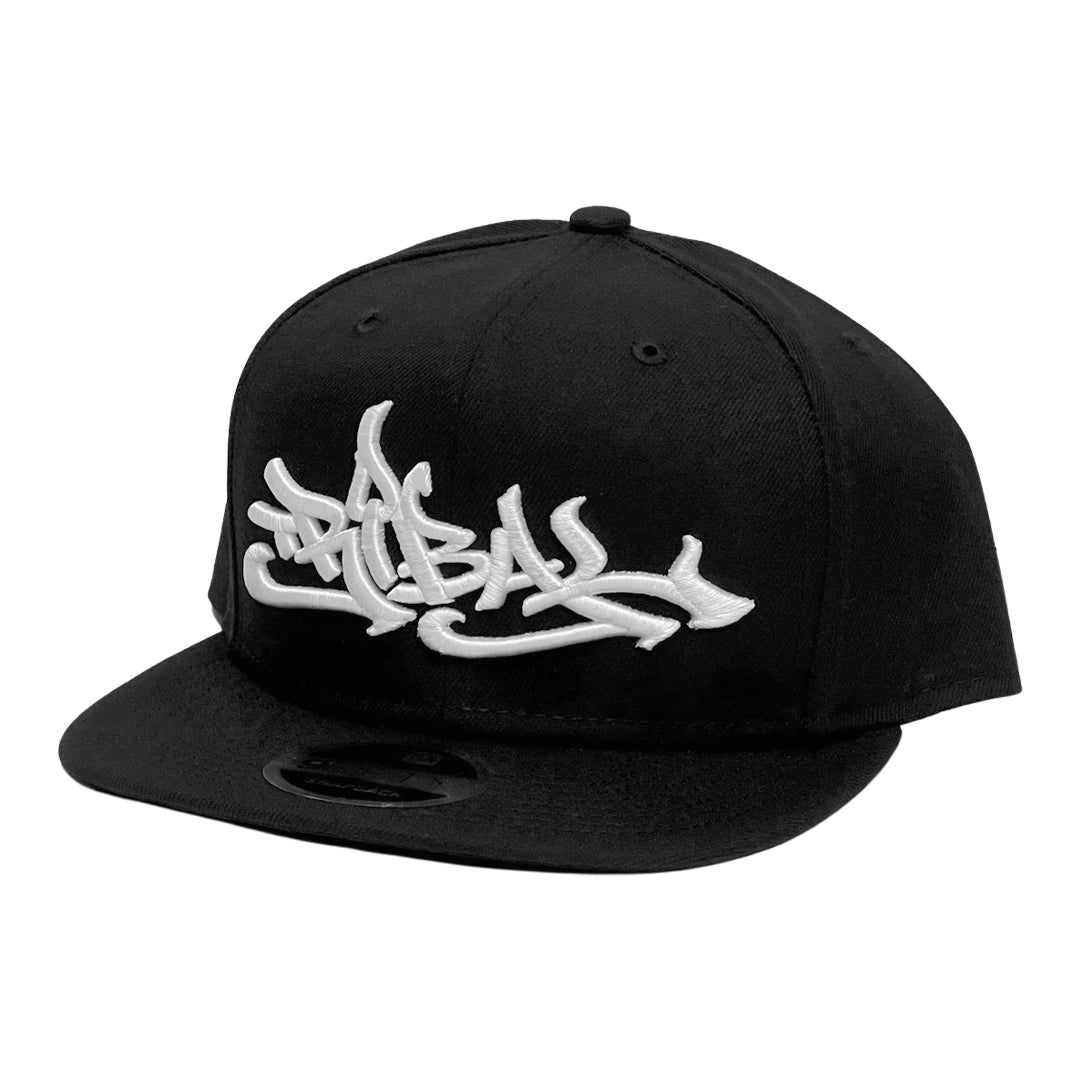 BLACK CLASSIC - New Era® - Flat Bill Snapback Cap